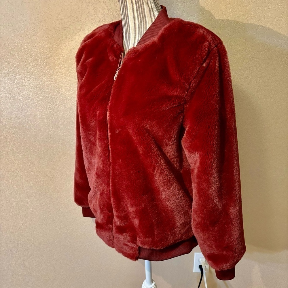 NEW Say What? Jacket Medium Faux Fur Maroon Red Teddy Bomber Jacket Cozy NWOT - Picture 6 of 15